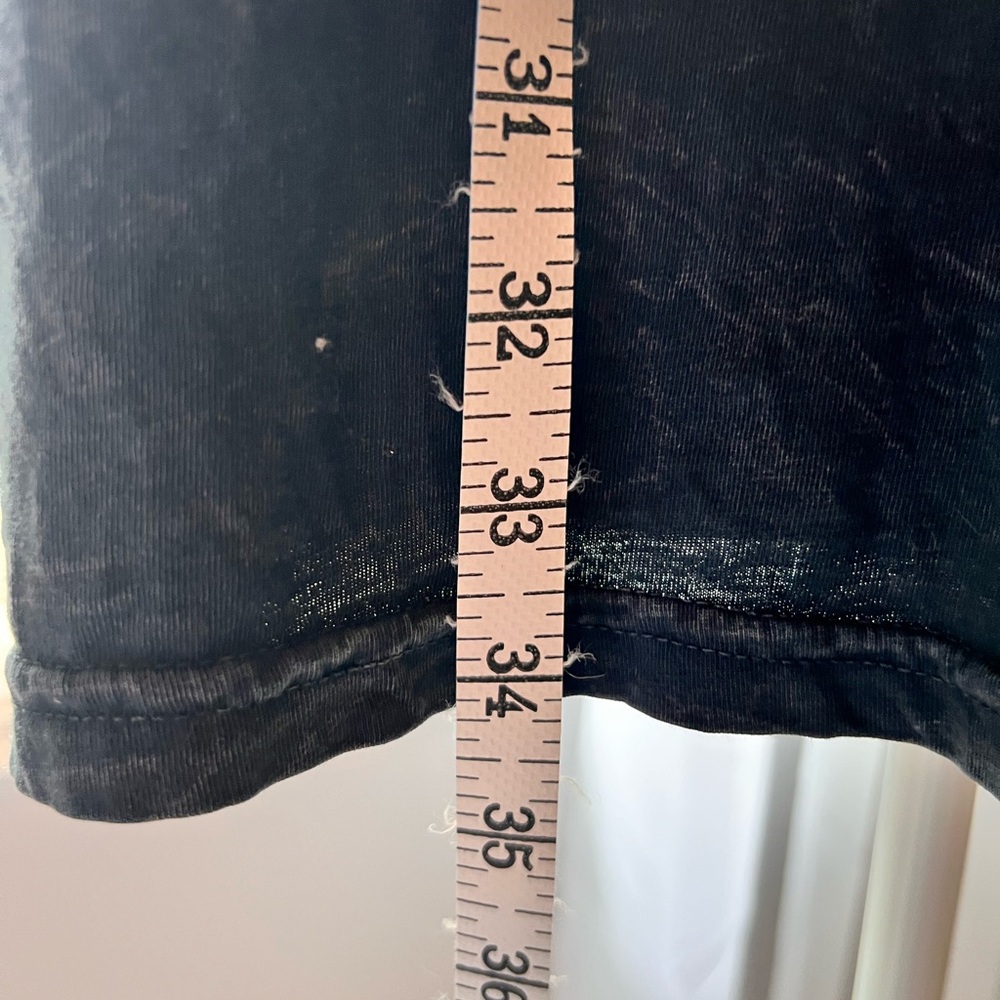 T-Shirt DRESS - Picture 11 of 11